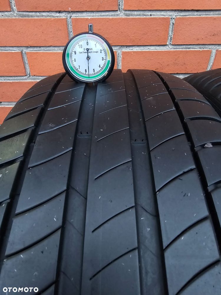 (A44) 225/50R18 95V 5,8-6mm 19r / Michelin Primacy 3 - 3