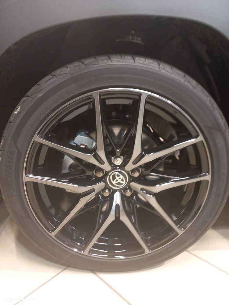 Toyota Corolla Cross 2.0 Hybrid GR Sport - 12