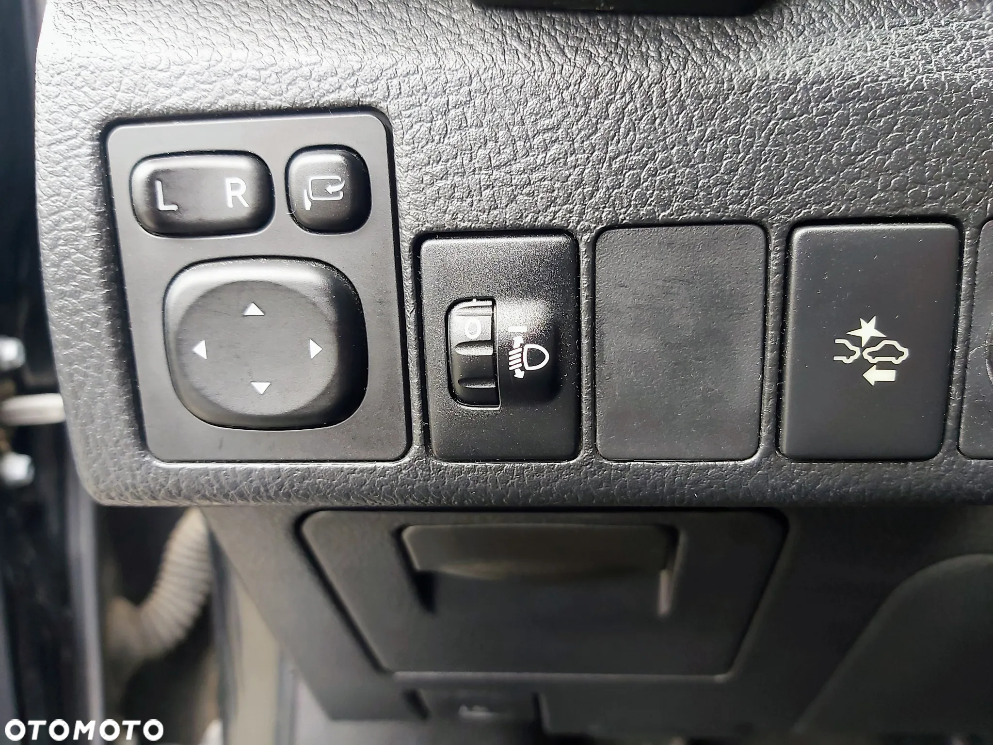 Toyota Auris 1.8 VVT-i Hybrid Automatik Executive - 30