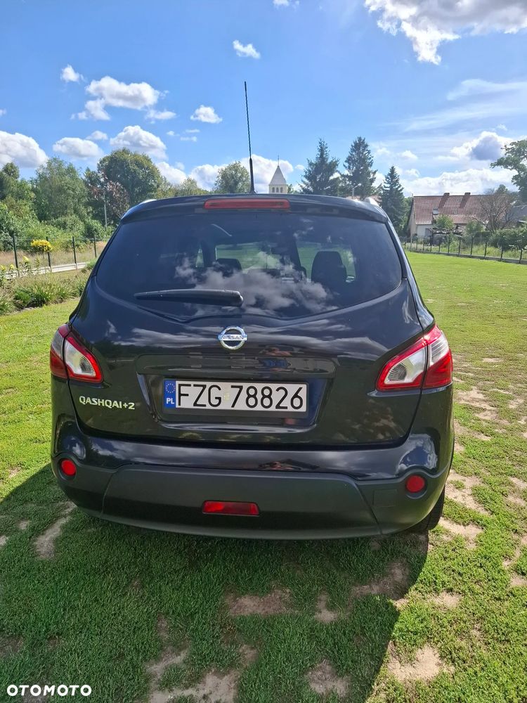 Nissan Qashqai+2 - 13