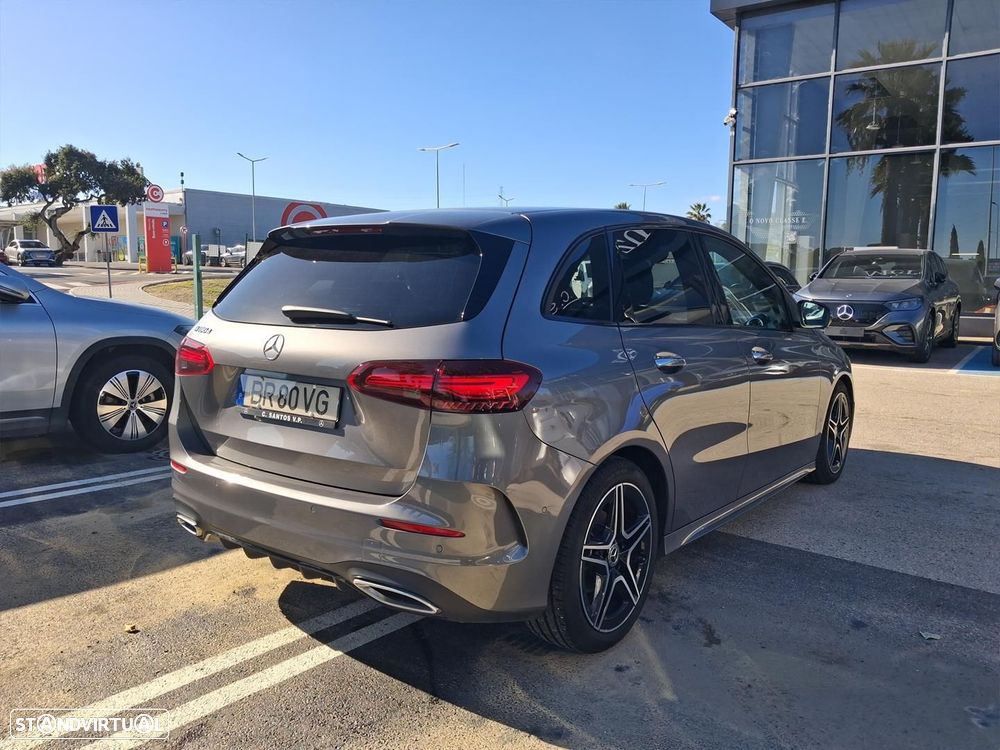 Mercedes-Benz B 180 - 4