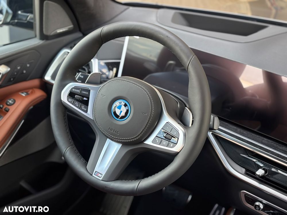 BMW X5 xDrive50e - 11