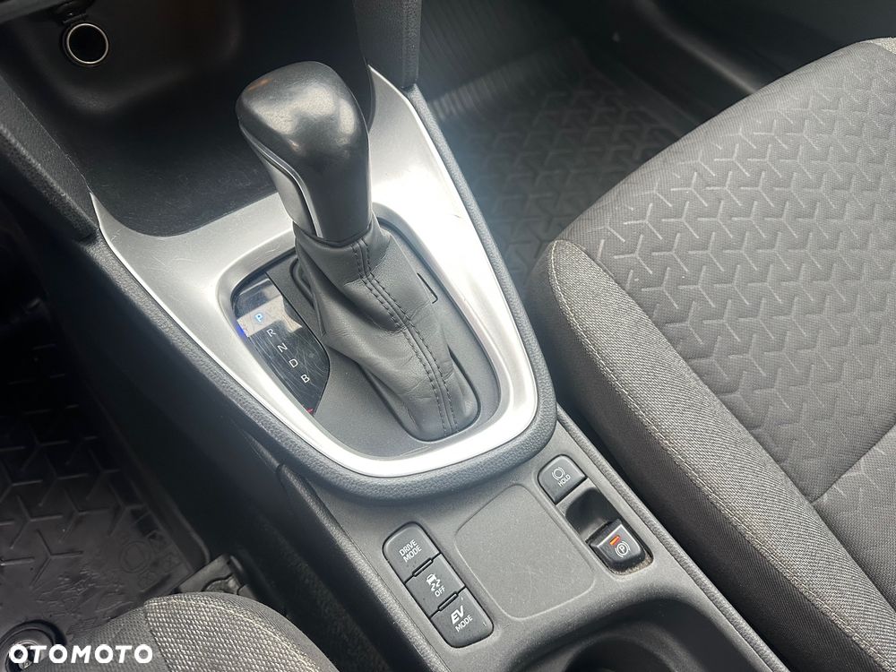 Toyota Yaris Cross - 18