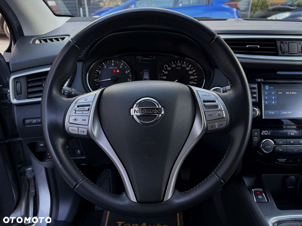 Nissan Qashqai 1.2 DIG-T N-Connecta EU6 - 23