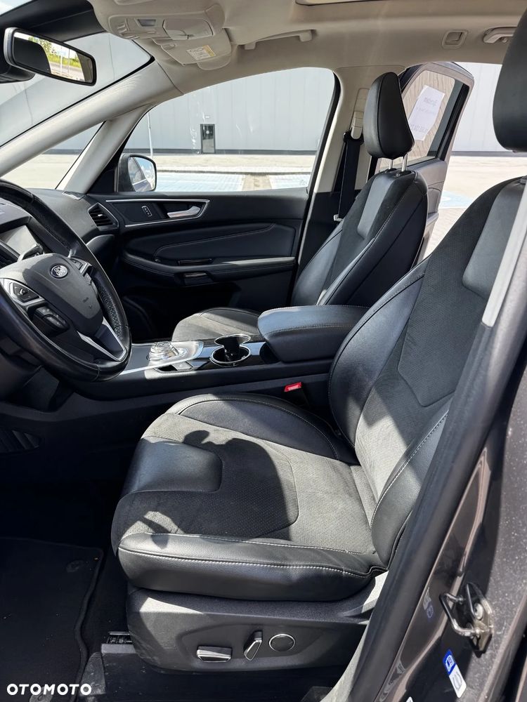 Ford S-Max 2.0 EcoBlue Titanium - 26