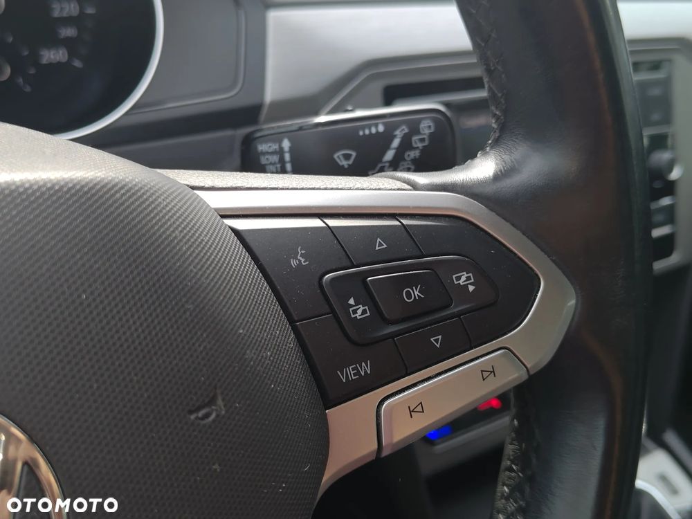 Volkswagen Passat 1.5 TSI EVO Essence - 25