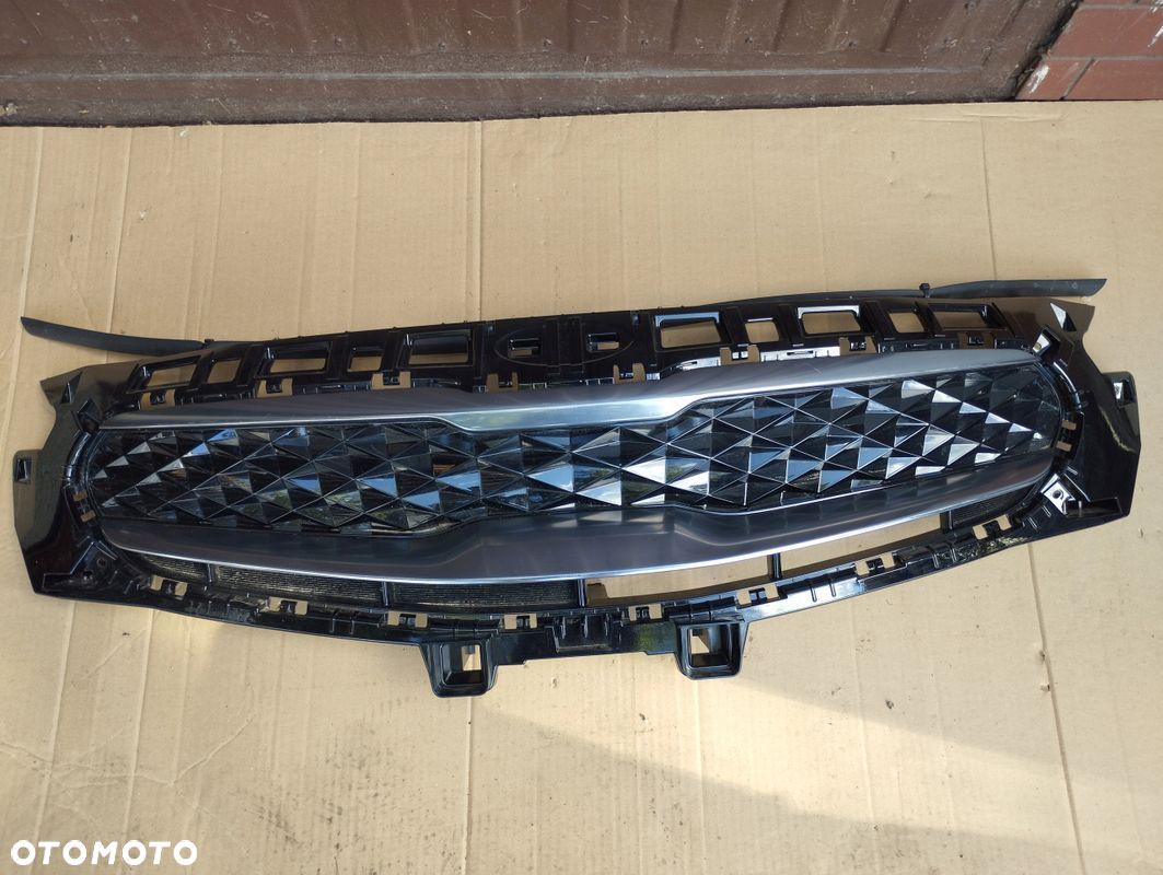 Grill Atrapa Kia X-ceed Hybryda PHEV 86350-CR100 - 1