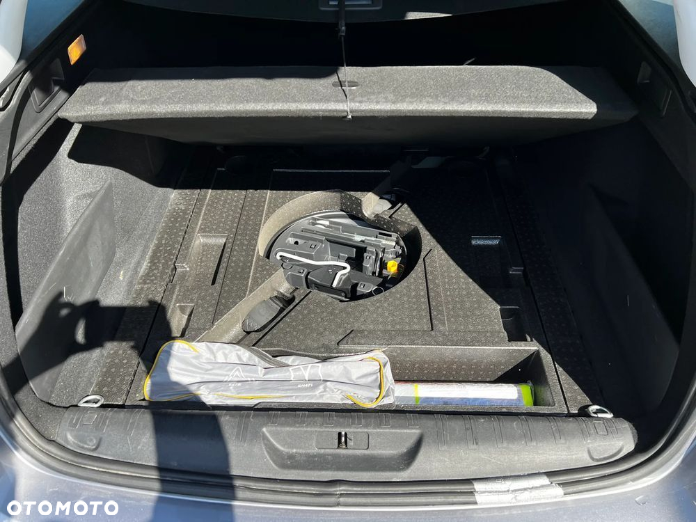 Peugeot 308 1.2 PureTech Business Line S&S - 12