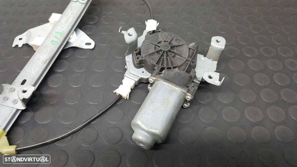 ELEVADOR TRASEIRO DIREITO NISSAN QASHQAI (J10) ACENTA - 4