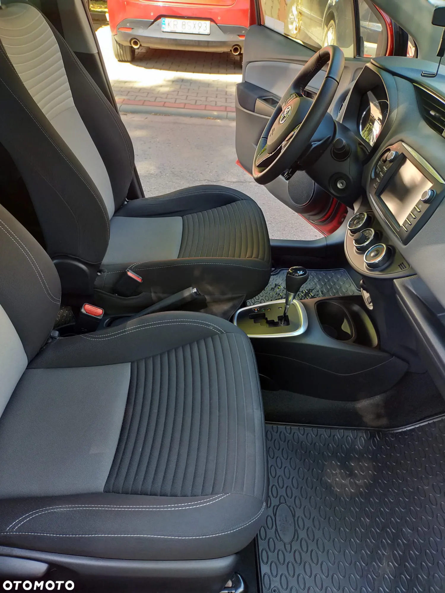 Toyota Yaris - 8