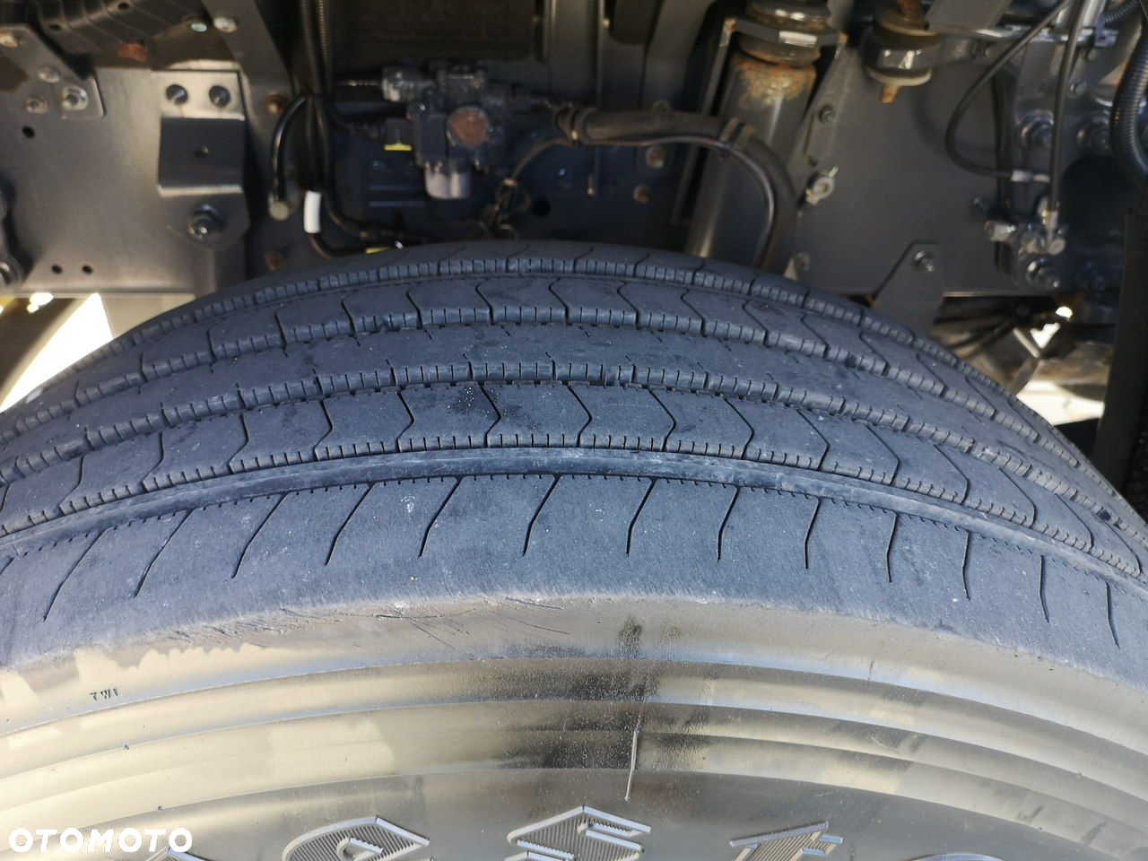 DAF CF 370 Chłodnia 3 Osiowa Winda Manual Niski Przebieg! - 15