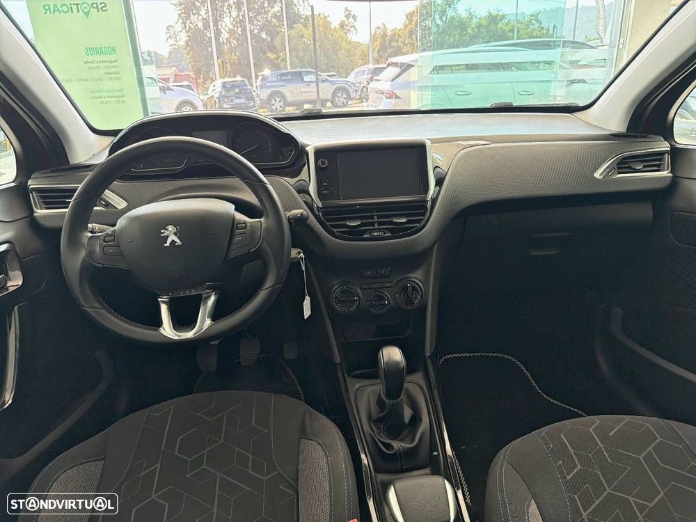 Peugeot 2008 1.2 PureTech Active - 8