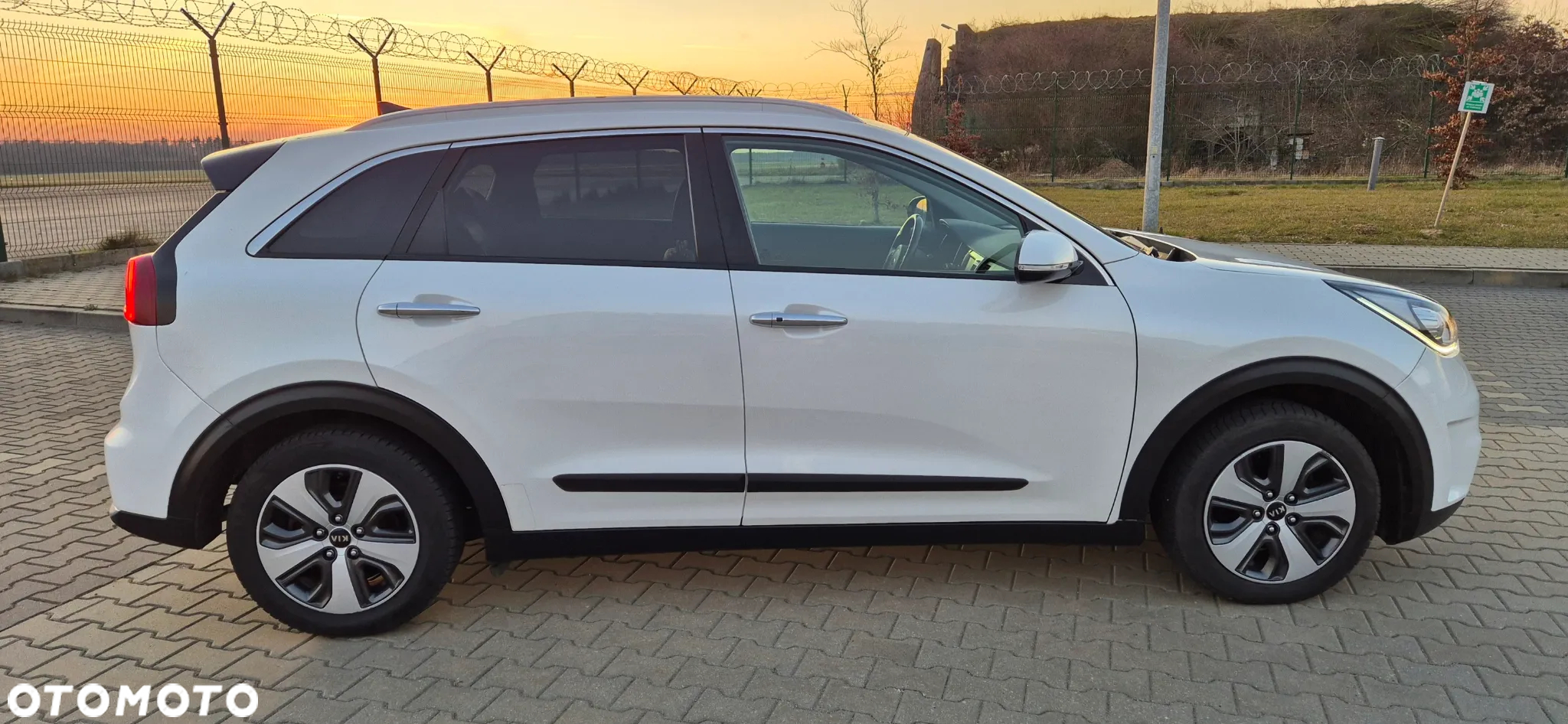 Kia Niro - 17