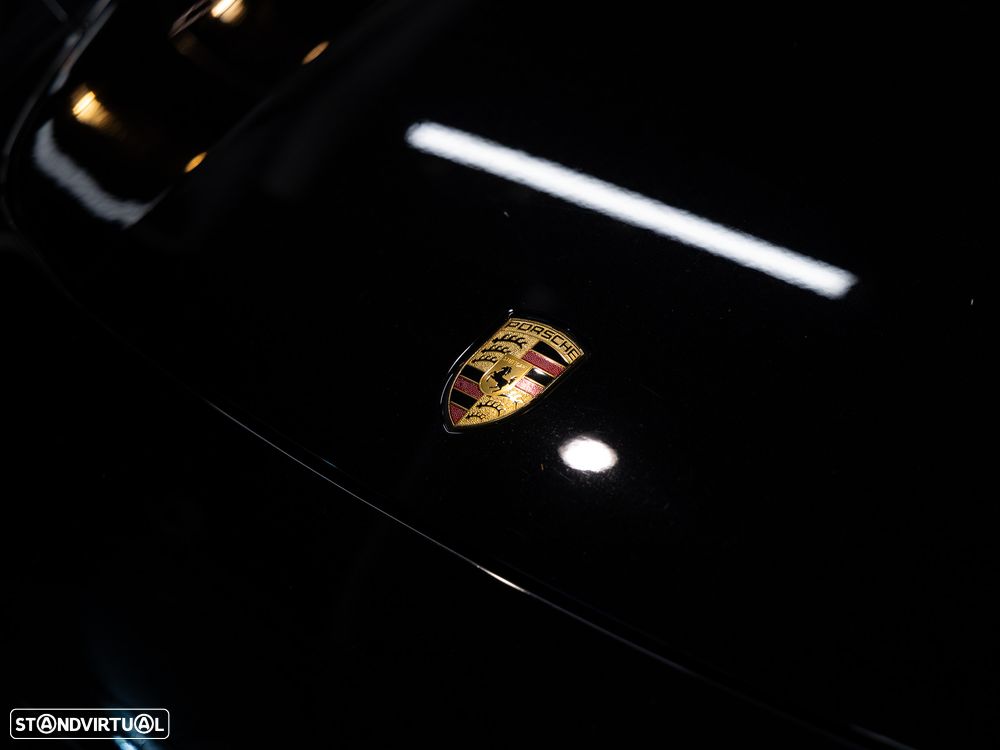 Porsche Panamera 4 E-Hybrid 10 Years Edition - 20