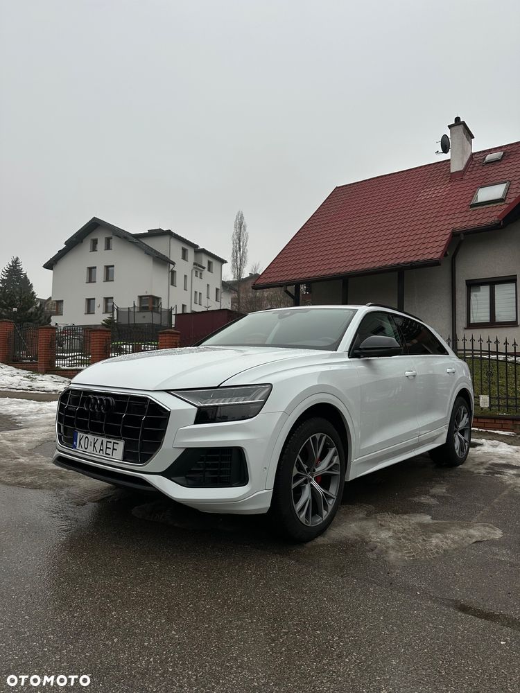 Audi Q8 55 TFSI quattro tiptronic - 1