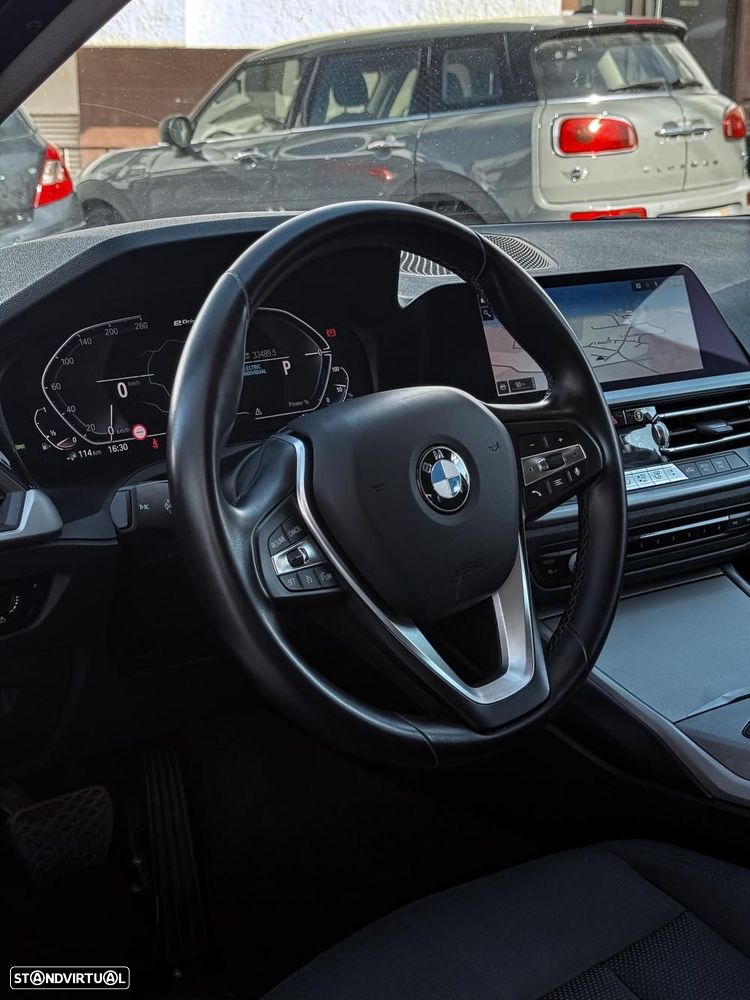BMW 330 e Auto — fotografia 17