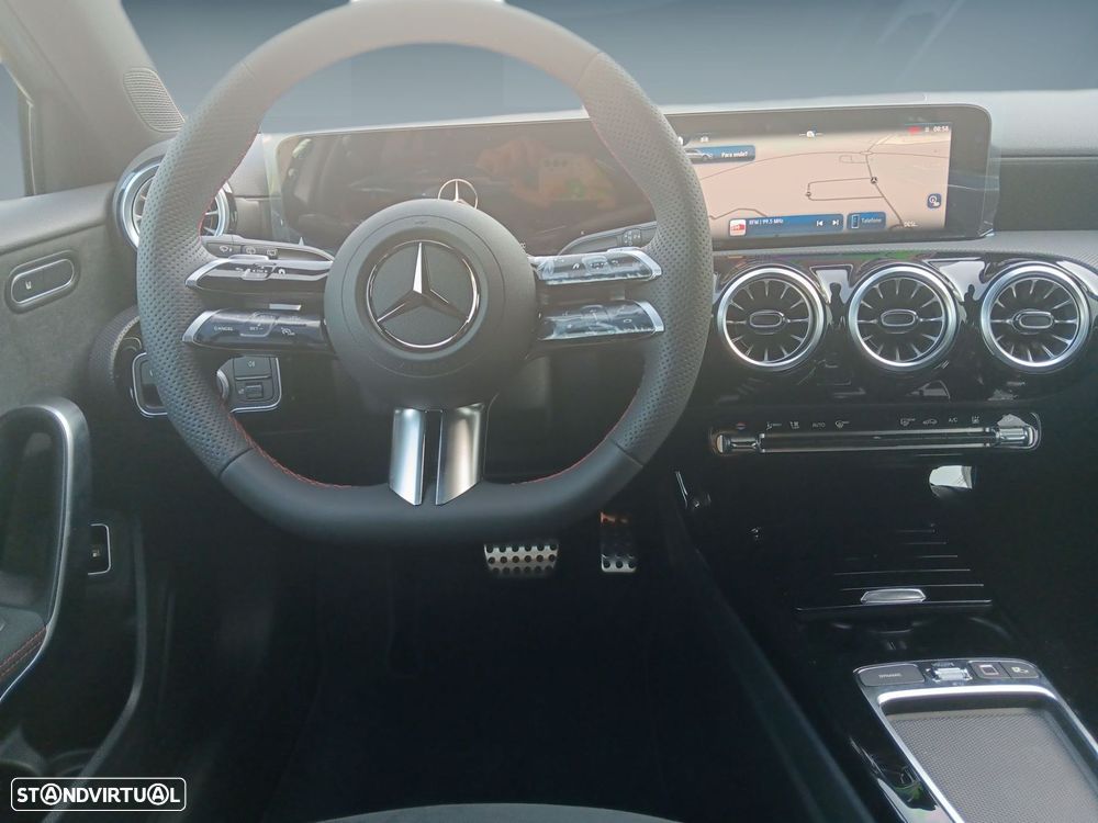 Mercedes-Benz A 250 e - 13