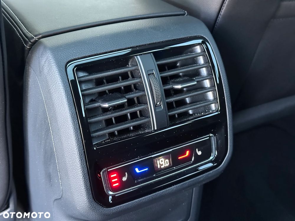 Volkswagen Arteon 2.0 TSI DSG R-Line Edition - 17