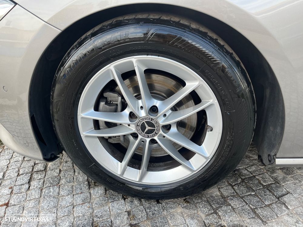 Mercedes-Benz CLA 180 d Shooting Brake Style - 16