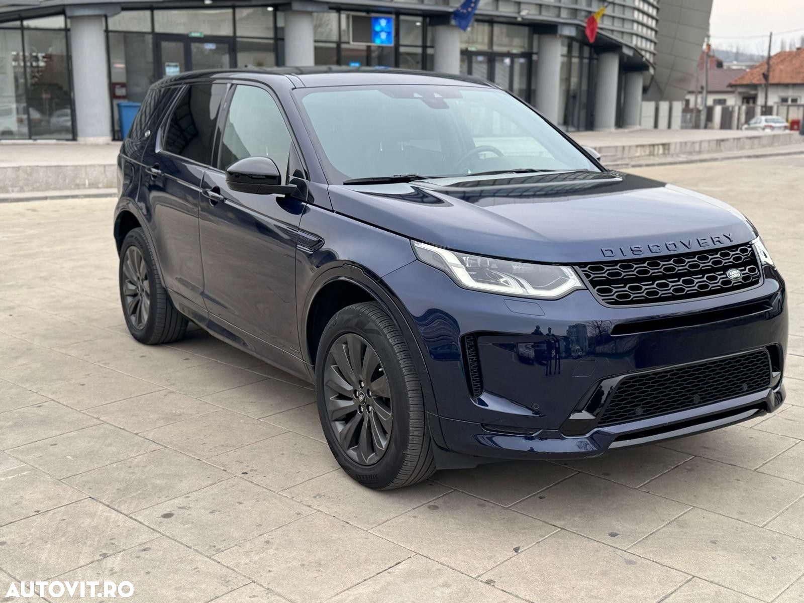 Land Rover Discovery Sport 1.5 P300e R-Dynamic PHEV HSE - 4