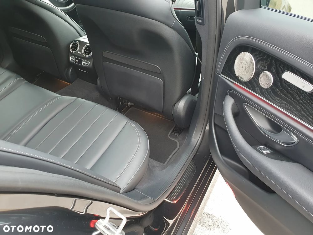 Mercedes-Benz Klasa E 400 d 4Matic 9G-TRONIC AMG Line - 24