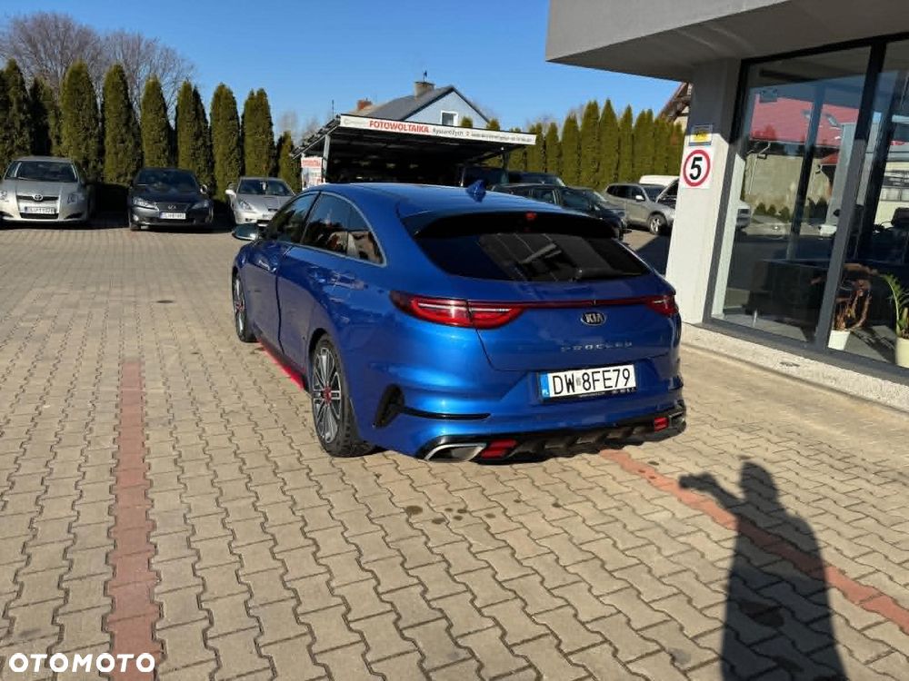 Kia ProCeed - 10