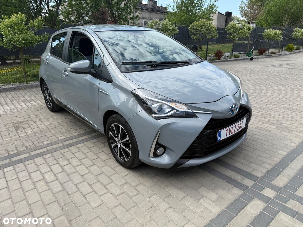 Toyota Yaris 1.5 VVT-i Comfort - 4