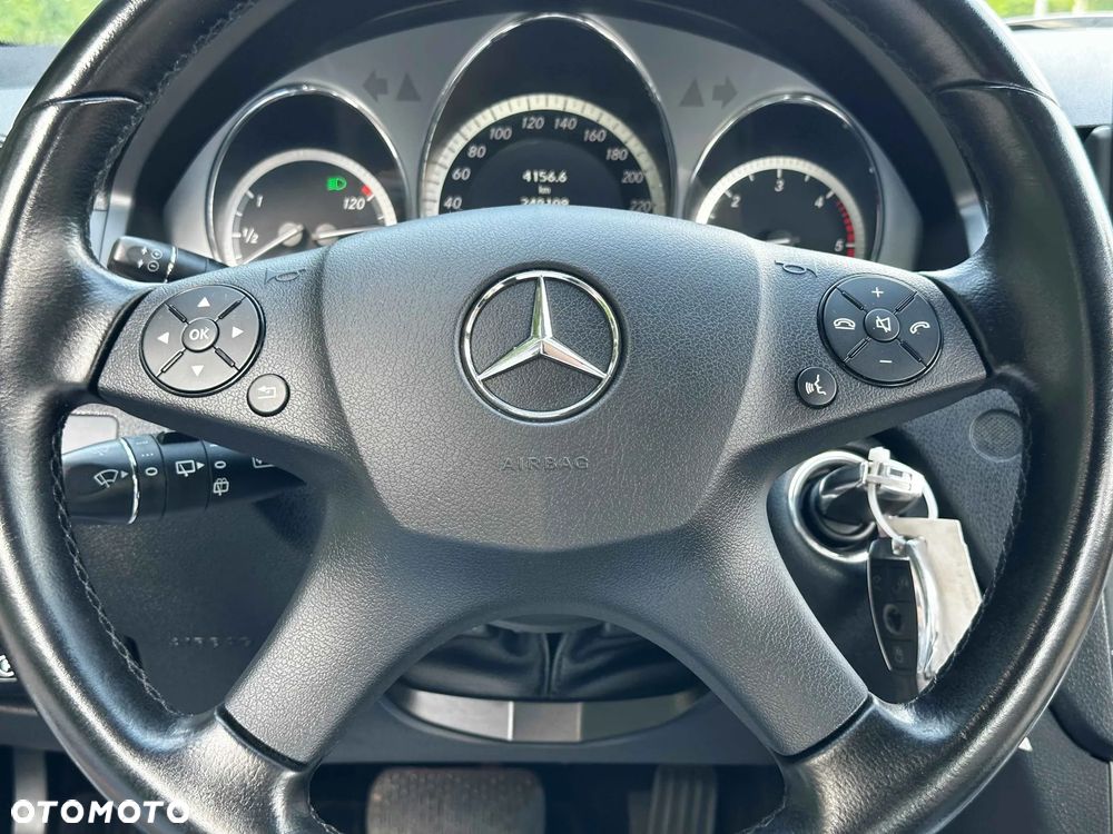 Mercedes-Benz Klasa C - 24