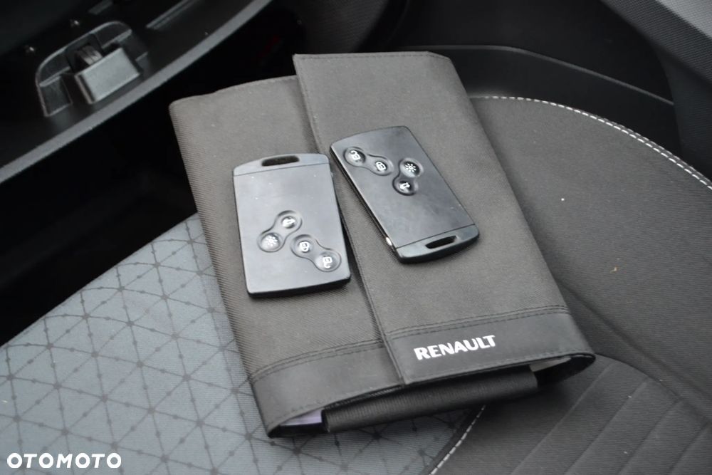 Renault Clio - 31