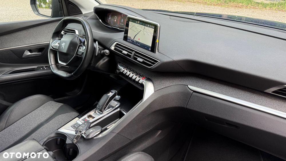 Peugeot 3008 PureTech 130 Stop & Start GPF EAT8 Allure - 8