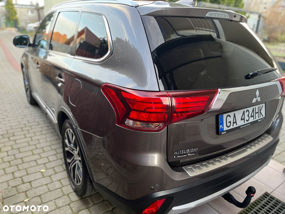 Mitsubishi Outlander - 5
