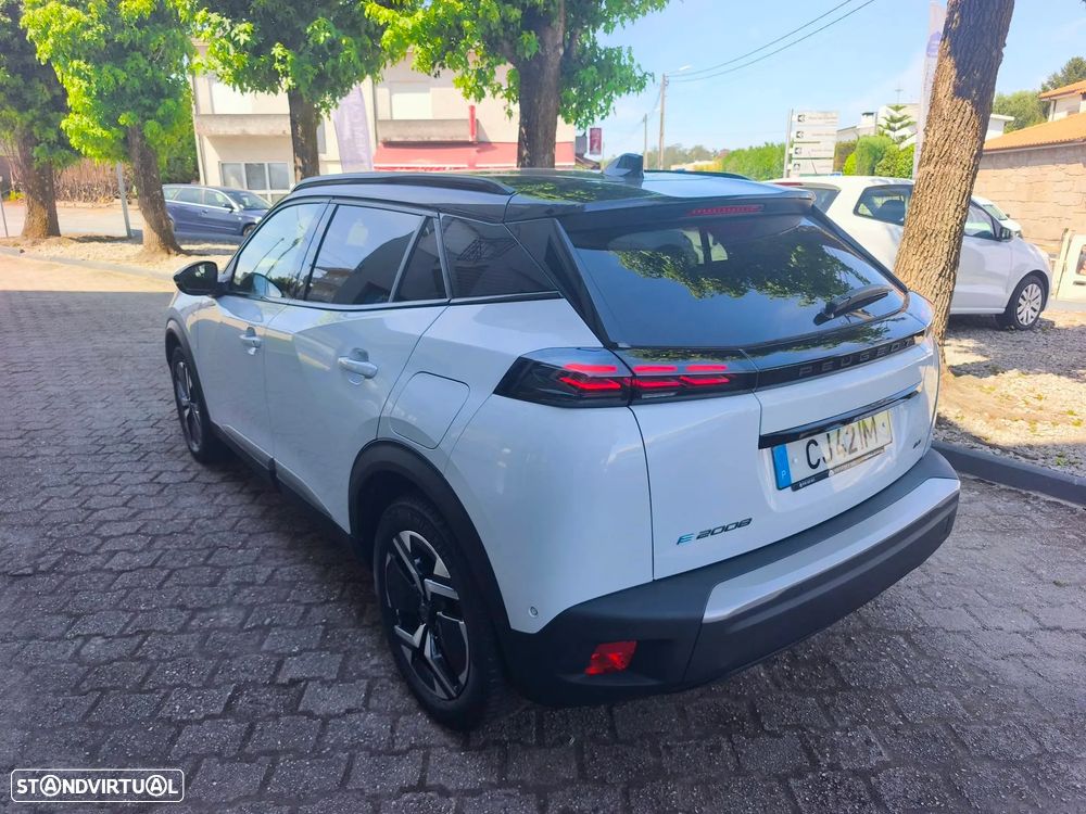 Peugeot e-2008 54 kWh GT - 4