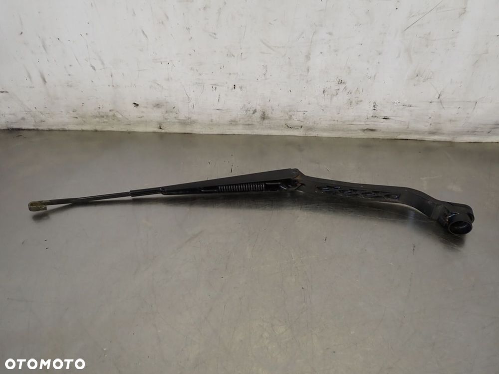 RAMIĘ WYCIERACZKI PRZÓD PRAWE SUBARU IMPREZA 1.5 - 2