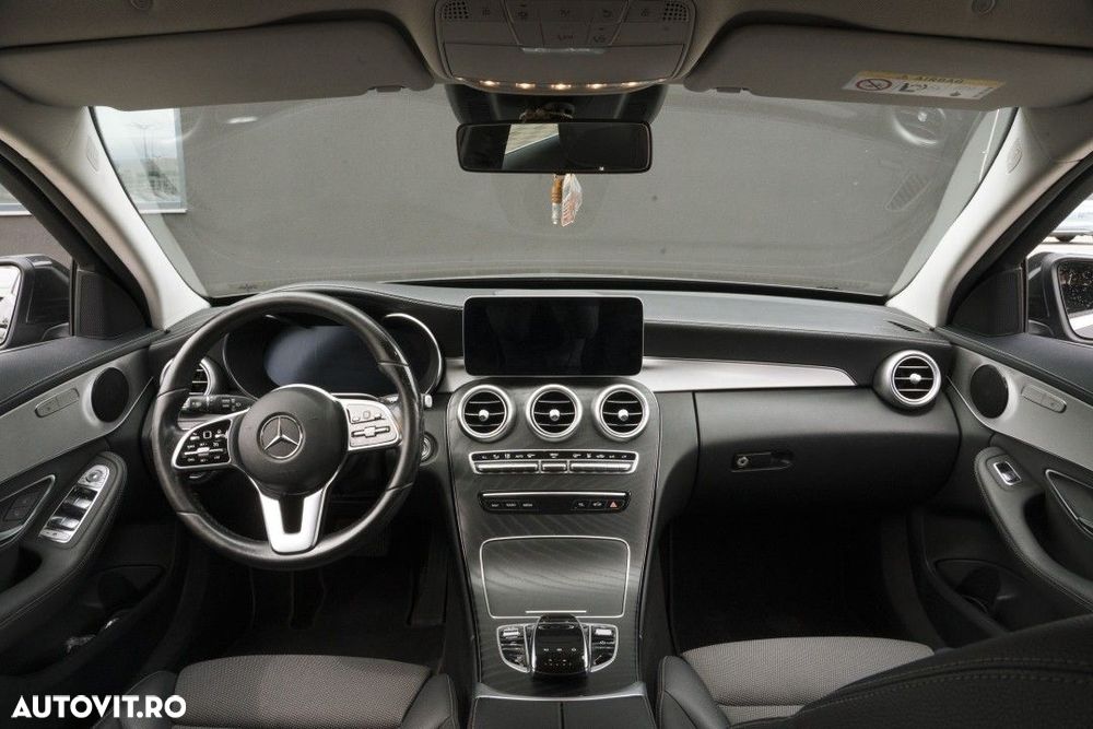 Mercedes-Benz C - 5