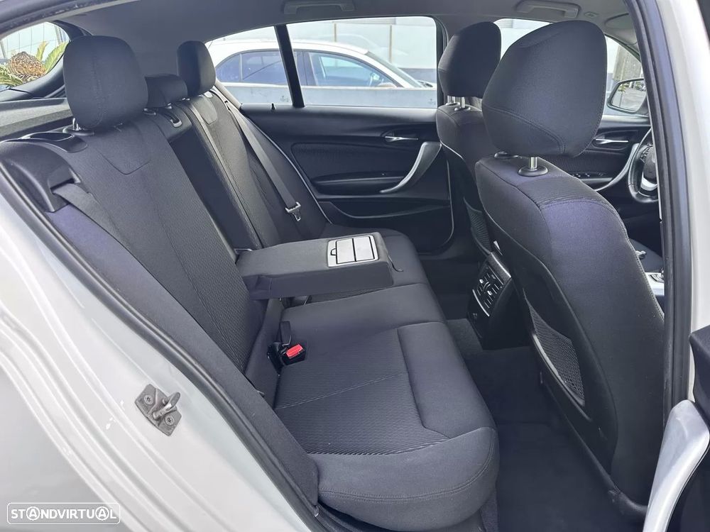 BMW 118 d Line Sport - 48