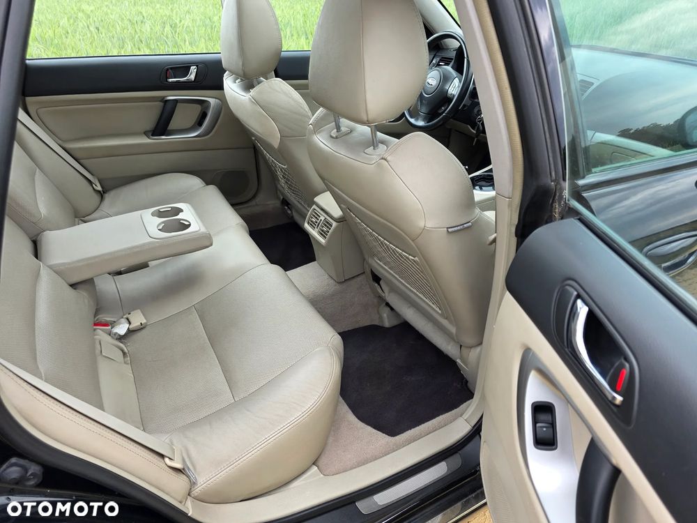 Subaru Legacy 3.0R Automatik Exclusive - 17