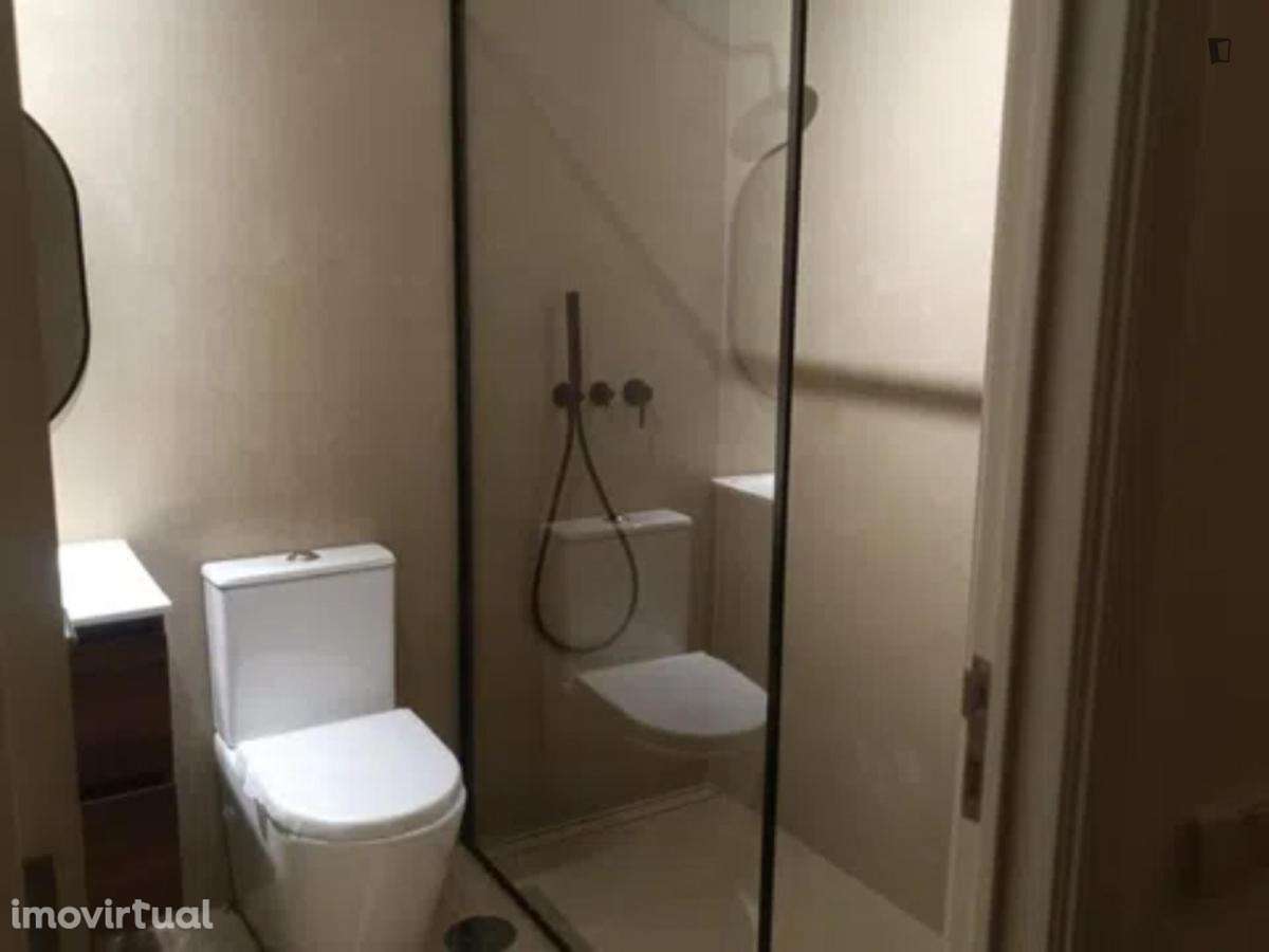 Estúdio - localizado em Matosinhos Porto - Grande imagem: 3/3