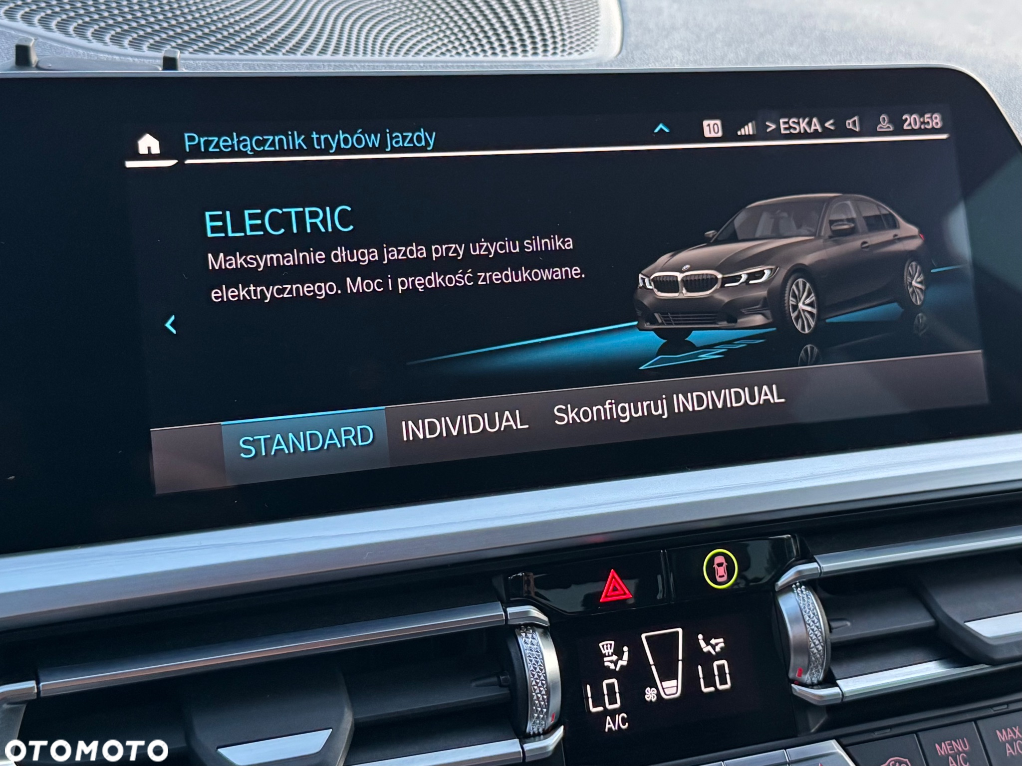 BMW Seria 3 330e Sport - 35