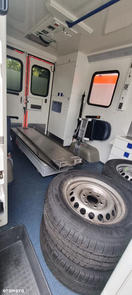 Mercedes-Benz Sprinter - 29