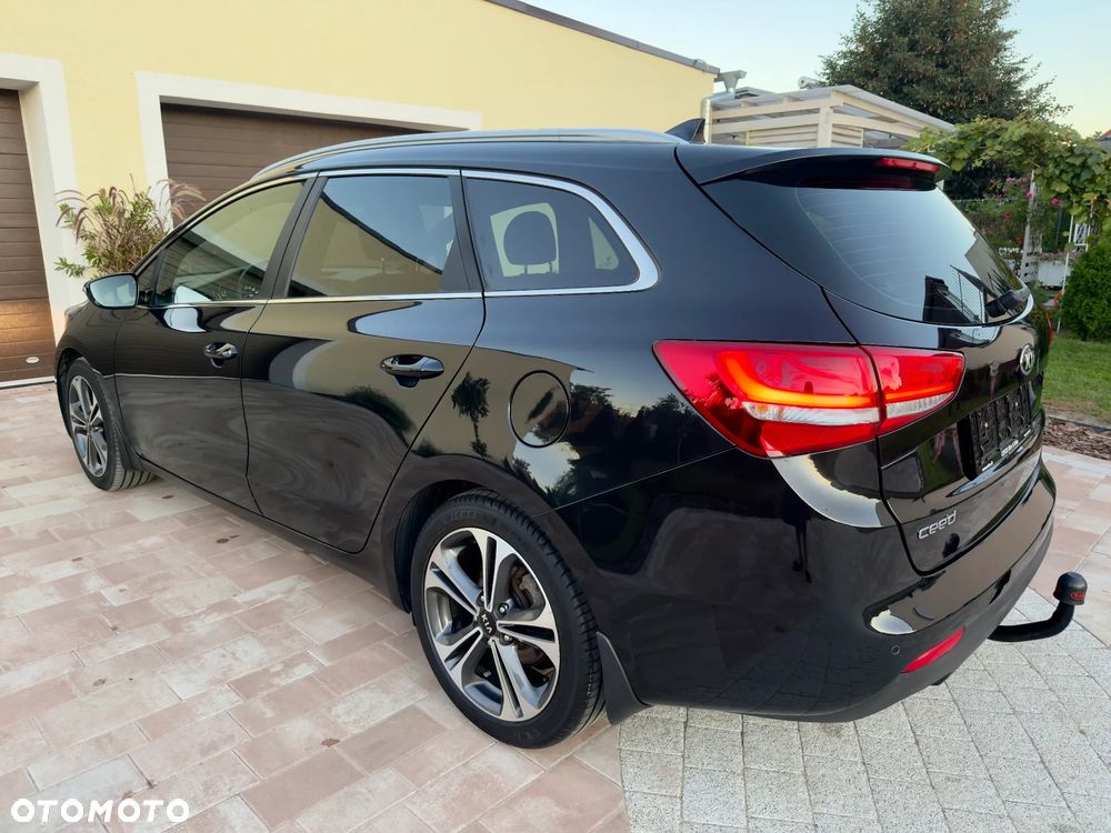 Kia Ceed Cee'd 1.6 CRDi GT Line - 16
