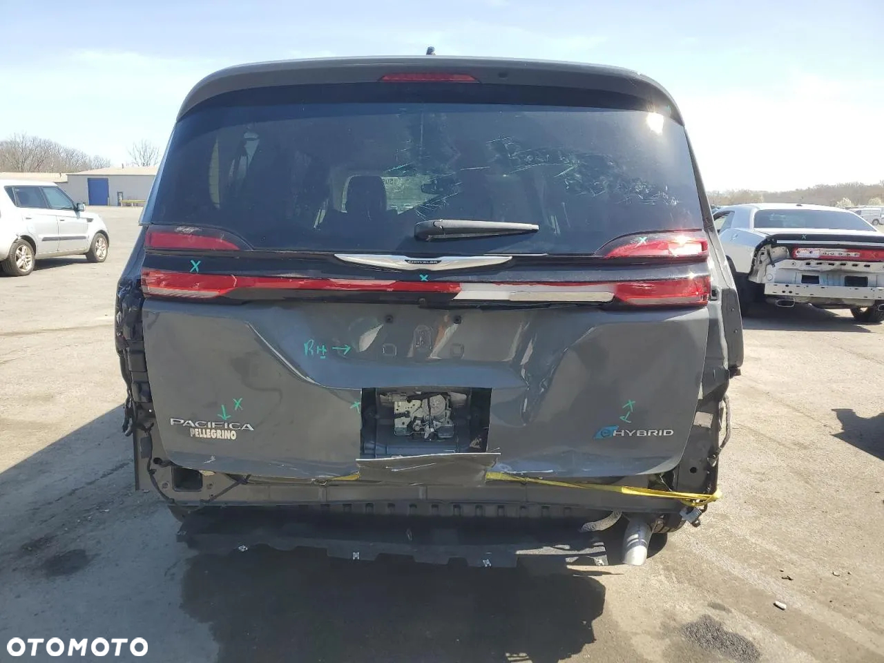 Chrysler Pacifica - 6