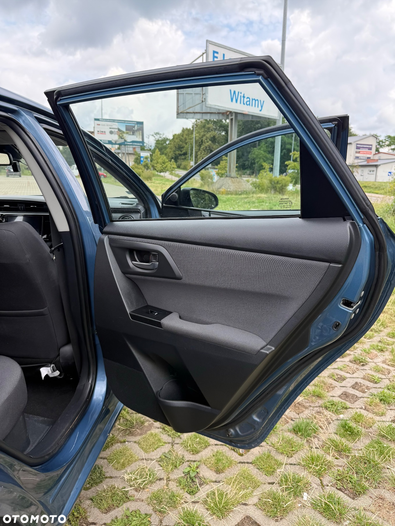 Toyota Auris Hybrid 135 Premium - 34