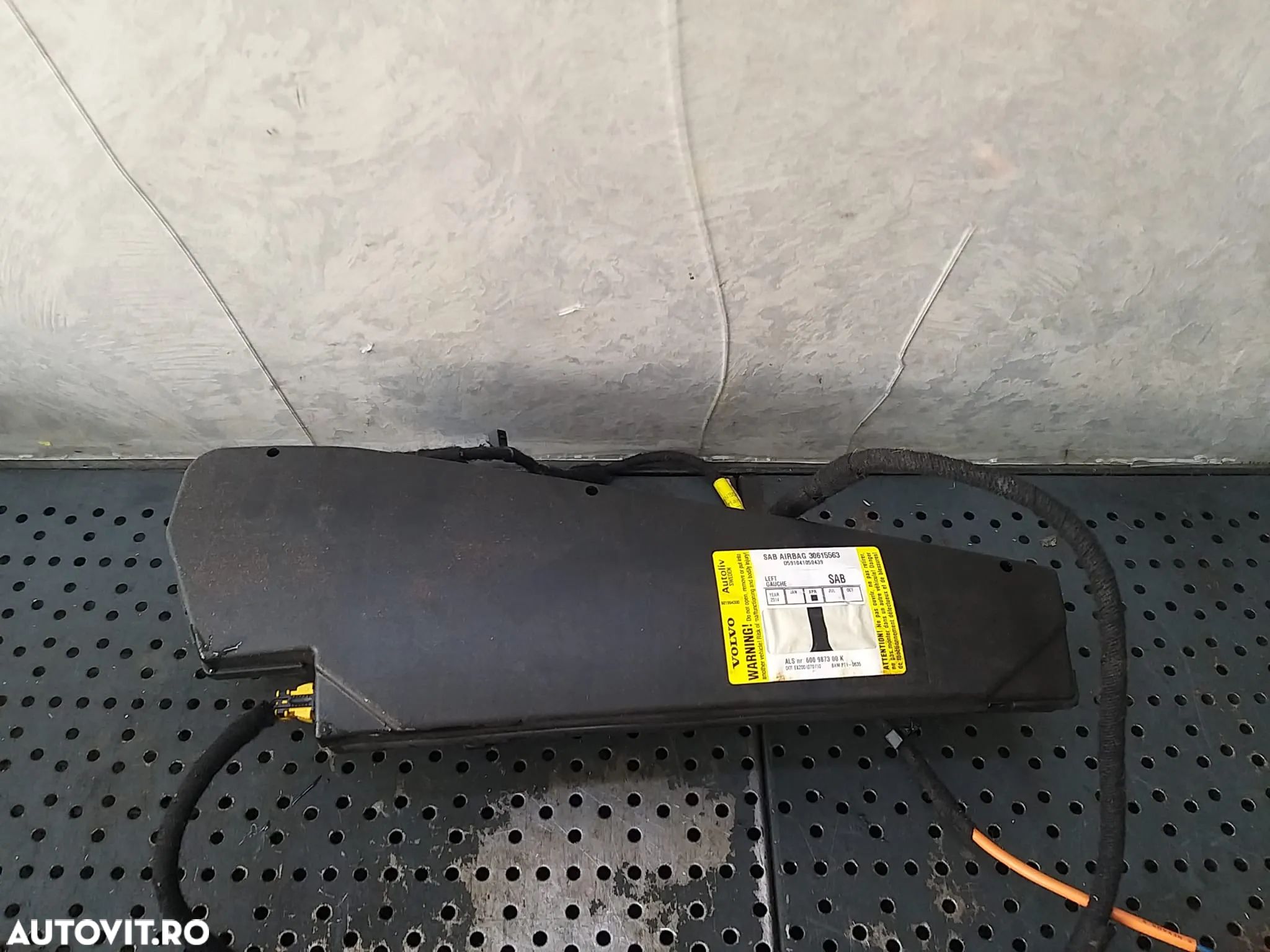 Airbag scaun stanga fata volvo s40 v50 30615563 600987300k 600987700lh - 1
