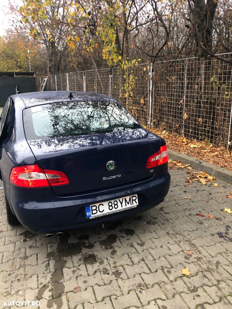 Skoda Superb - 2