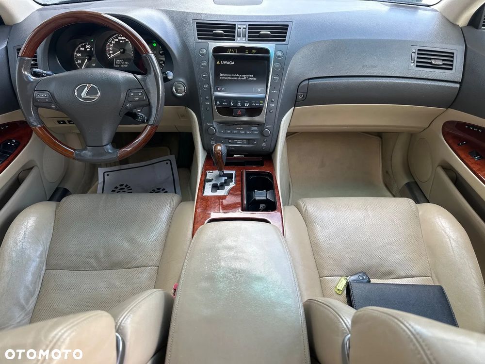 Lexus GS 450h Prestige + - 17