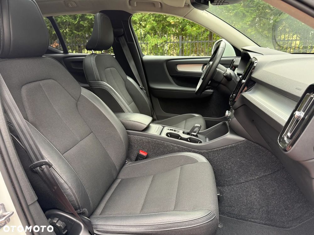 Volvo XC 40 T4 AWD Momentum - 18