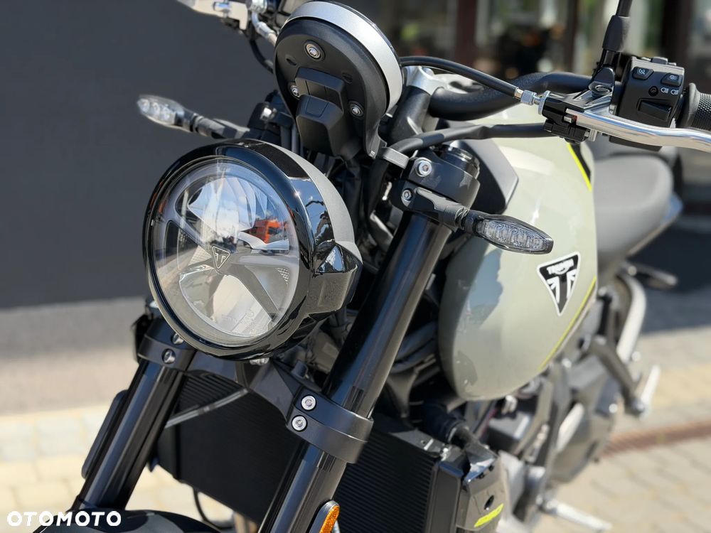 Triumph Trident - 17