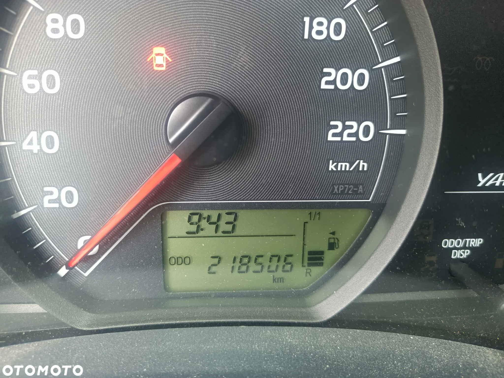 Toyota Yaris 1.0 Active - 12