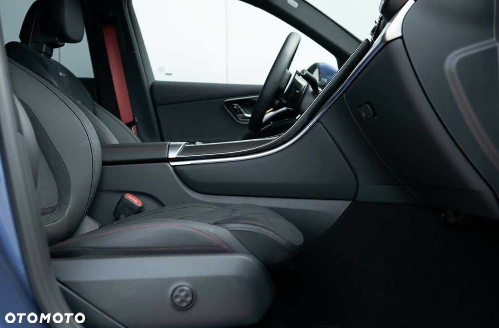 Mercedes-Benz GLC - 34