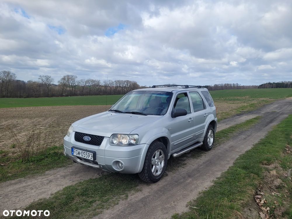 Ford Maverick 3.0 V6 Limited - 2